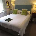 Bed & Breakfast Slack